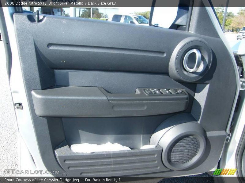 Bright Silver Metallic / Dark Slate Gray 2008 Dodge Nitro SXT