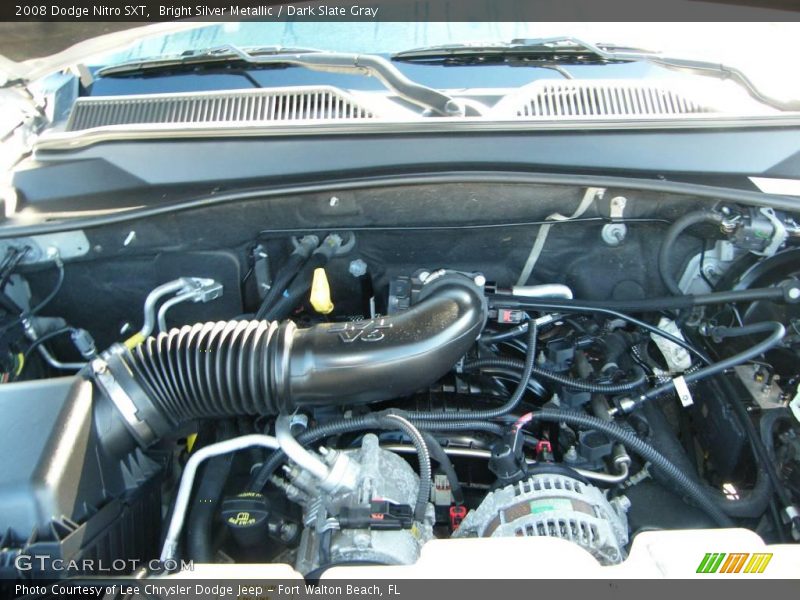 Bright Silver Metallic / Dark Slate Gray 2008 Dodge Nitro SXT
