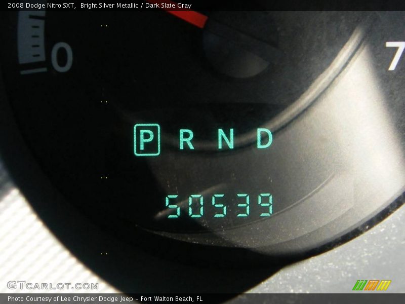 Bright Silver Metallic / Dark Slate Gray 2008 Dodge Nitro SXT