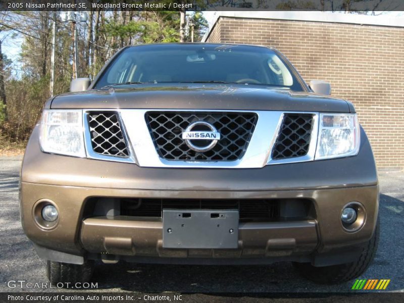 Woodland Bronze Metallic / Desert 2005 Nissan Pathfinder SE
