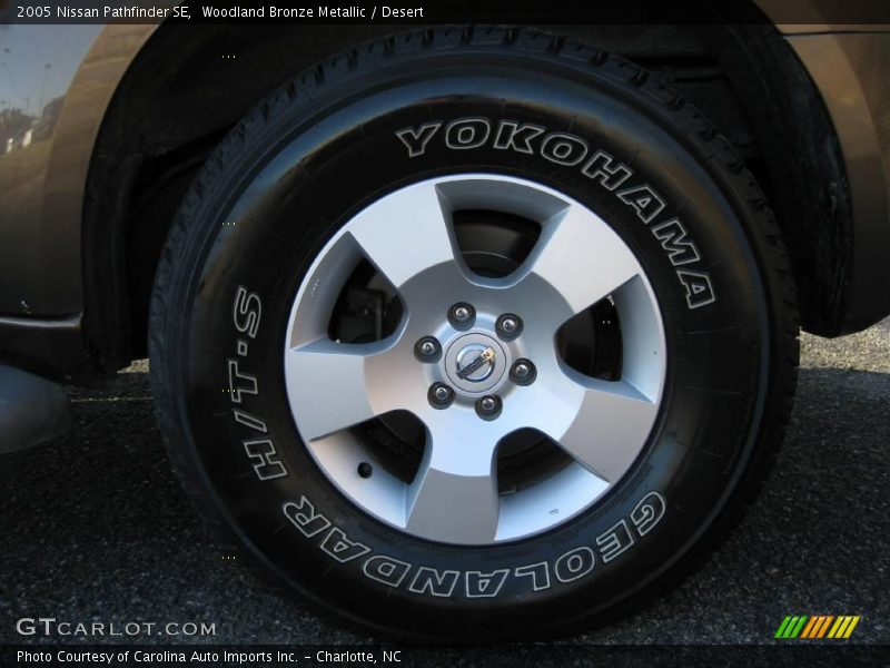 Woodland Bronze Metallic / Desert 2005 Nissan Pathfinder SE