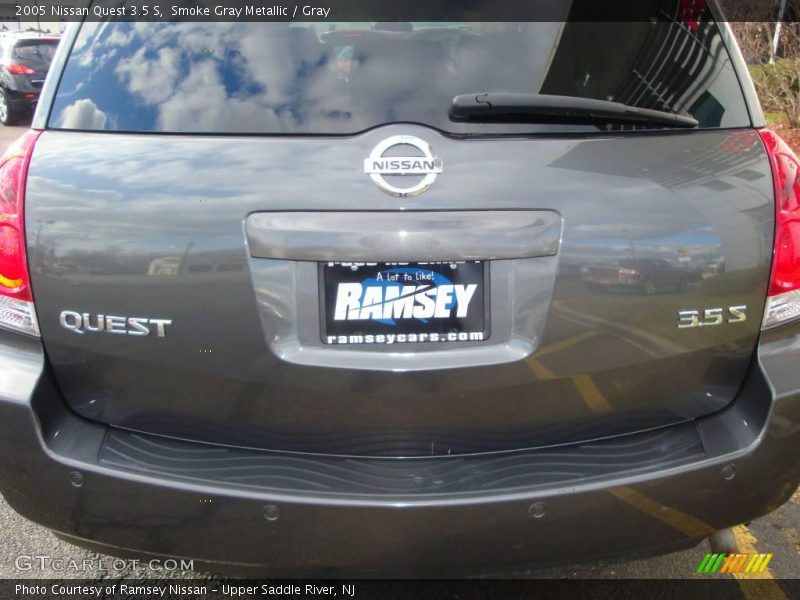 Smoke Gray Metallic / Gray 2005 Nissan Quest 3.5 S