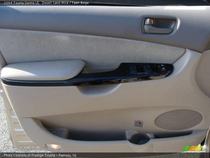 Desert Sand Mica / Fawn Beige 2004 Toyota Sienna LE
