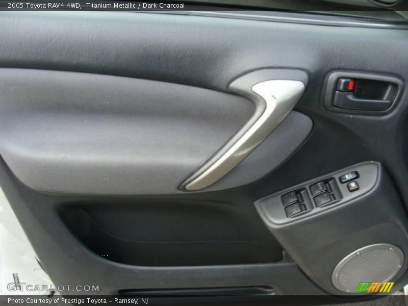 Titanium Metallic / Dark Charcoal 2005 Toyota RAV4 4WD