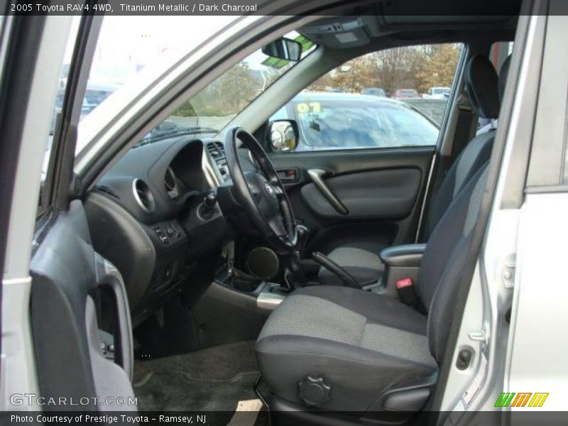 Titanium Metallic / Dark Charcoal 2005 Toyota RAV4 4WD
