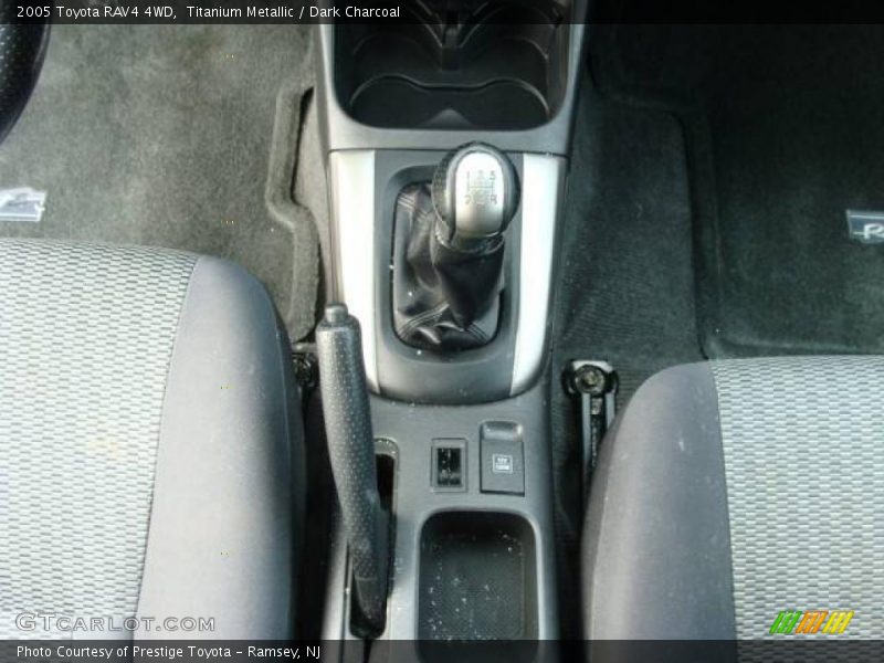 Titanium Metallic / Dark Charcoal 2005 Toyota RAV4 4WD