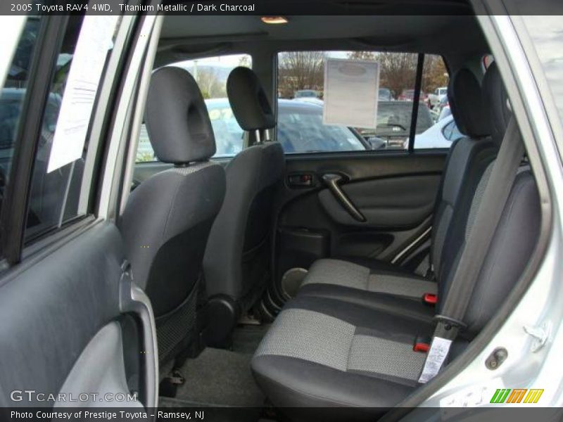 Titanium Metallic / Dark Charcoal 2005 Toyota RAV4 4WD