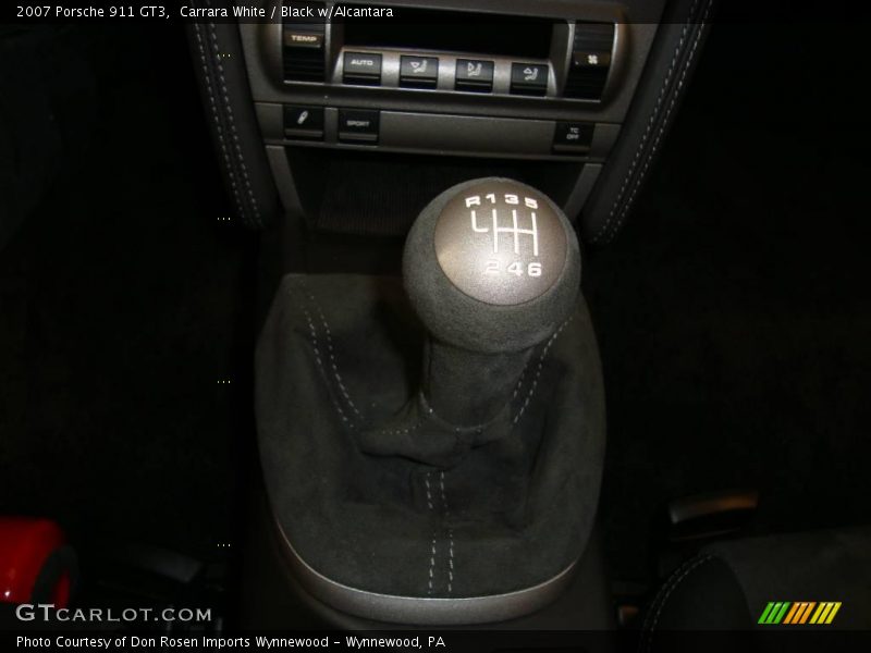 Carrara White / Black w/Alcantara 2007 Porsche 911 GT3