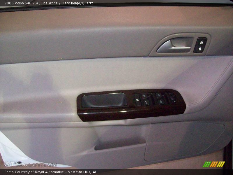 Ice White / Dark Beige/Quartz 2006 Volvo S40 2.4i