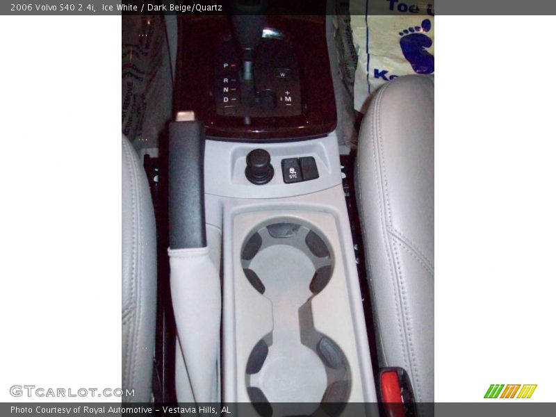 Ice White / Dark Beige/Quartz 2006 Volvo S40 2.4i