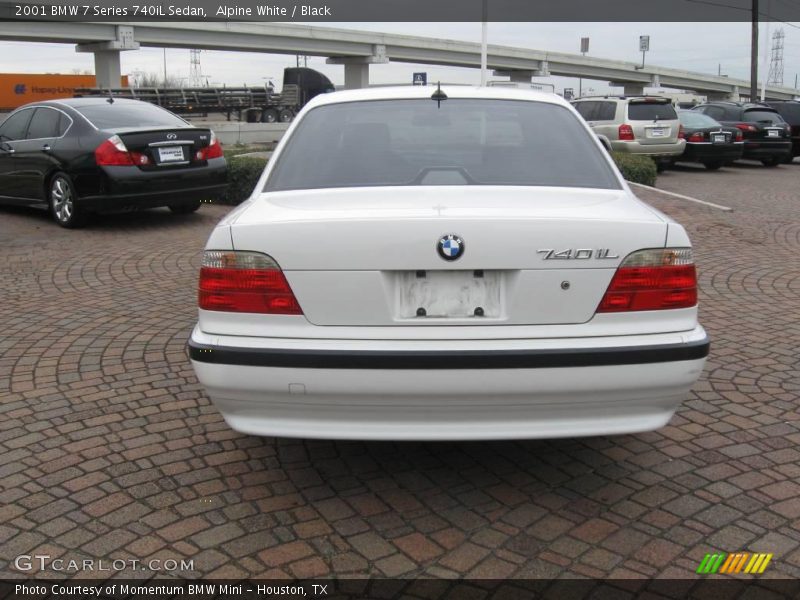 Alpine White / Black 2001 BMW 7 Series 740iL Sedan