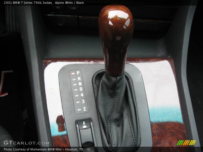 Alpine White / Black 2001 BMW 7 Series 740iL Sedan