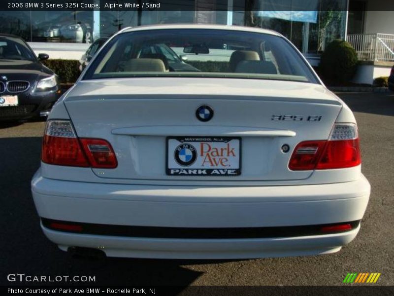 Alpine White / Sand 2006 BMW 3 Series 325i Coupe