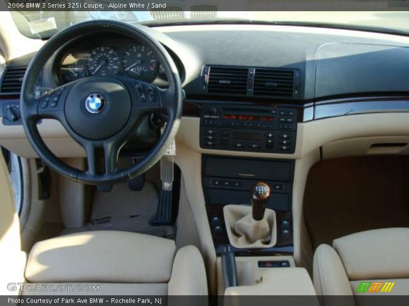 Alpine White / Sand 2006 BMW 3 Series 325i Coupe