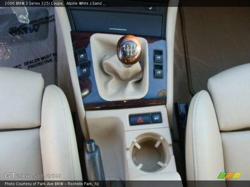 Alpine White / Sand 2006 BMW 3 Series 325i Coupe