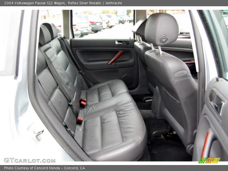 Reflex Silver Metallic / Anthracite 2004 Volkswagen Passat GLS Wagon
