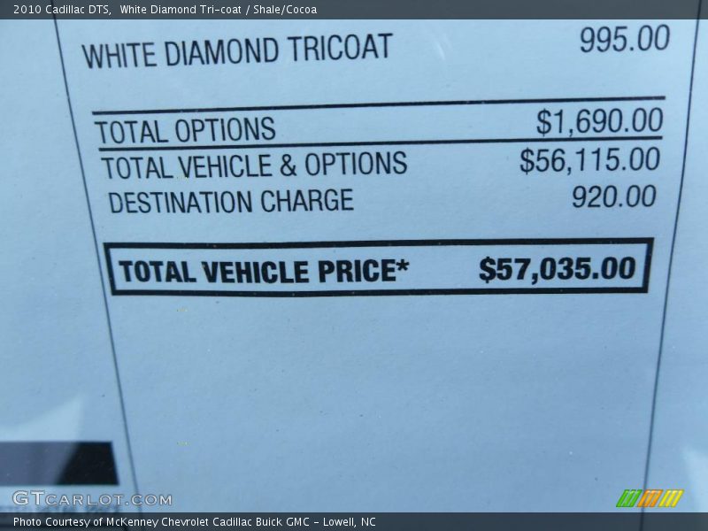 White Diamond Tri-coat / Shale/Cocoa 2010 Cadillac DTS