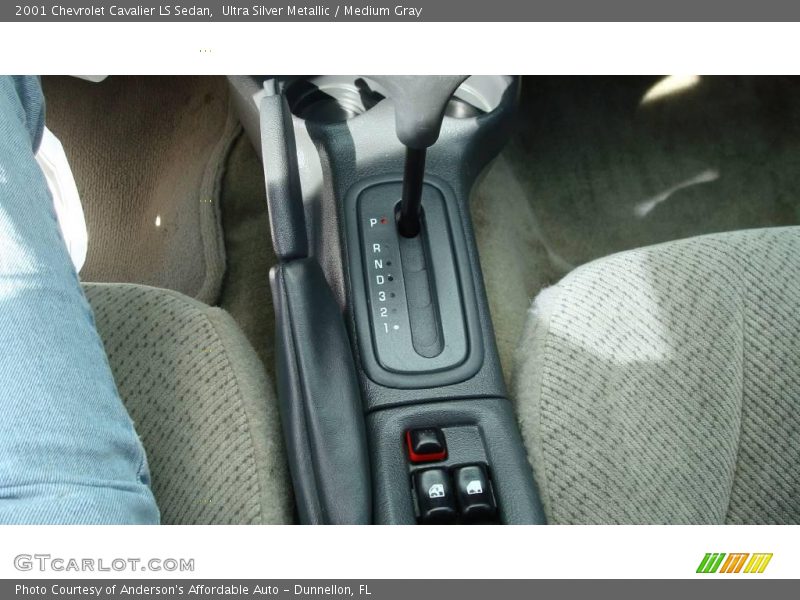 Ultra Silver Metallic / Medium Gray 2001 Chevrolet Cavalier LS Sedan