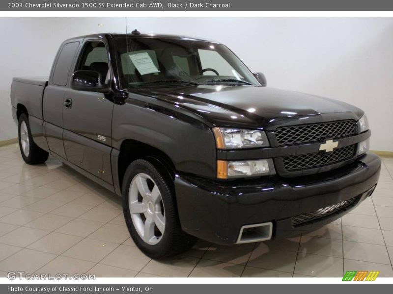 Black / Dark Charcoal 2003 Chevrolet Silverado 1500 SS Extended Cab AWD