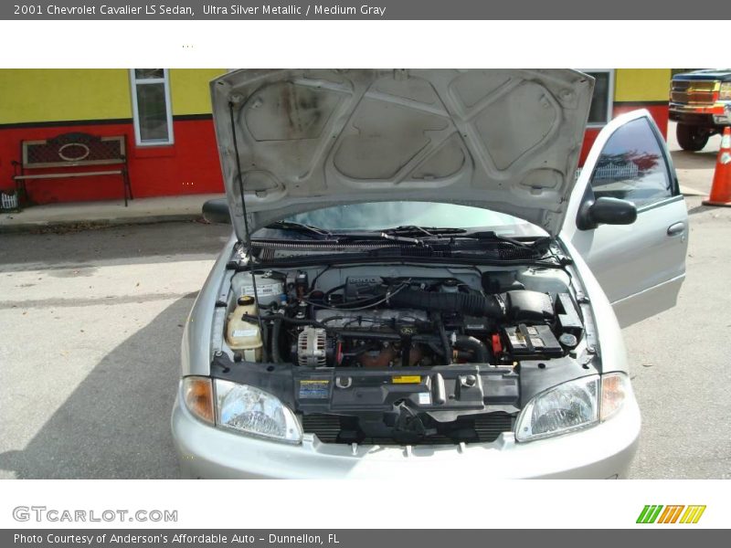 Ultra Silver Metallic / Medium Gray 2001 Chevrolet Cavalier LS Sedan