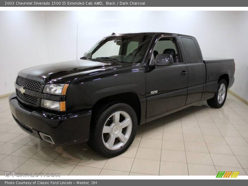 Black / Dark Charcoal 2003 Chevrolet Silverado 1500 SS Extended Cab AWD