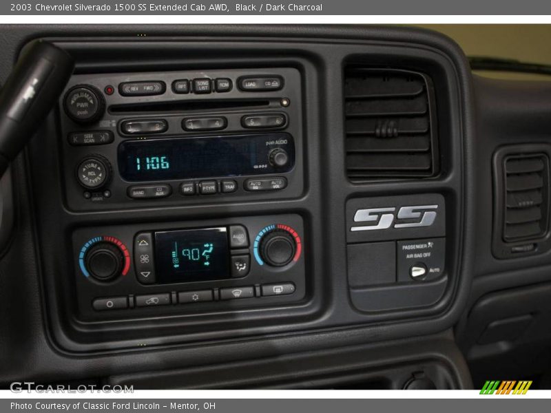 Black / Dark Charcoal 2003 Chevrolet Silverado 1500 SS Extended Cab AWD
