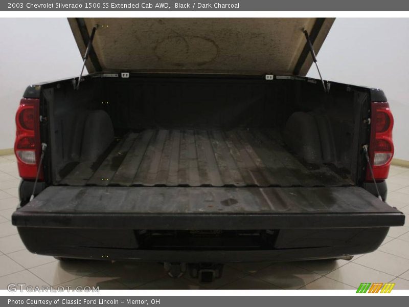 Black / Dark Charcoal 2003 Chevrolet Silverado 1500 SS Extended Cab AWD