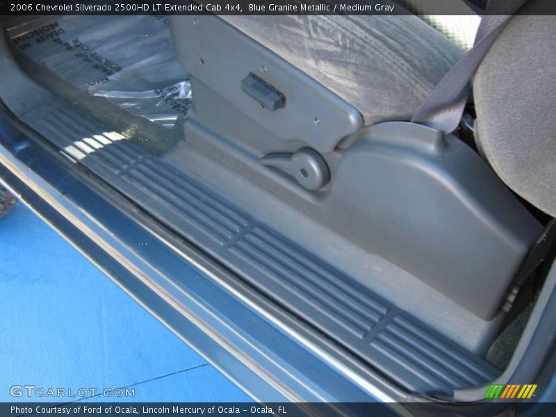 Blue Granite Metallic / Medium Gray 2006 Chevrolet Silverado 2500HD LT Extended Cab 4x4