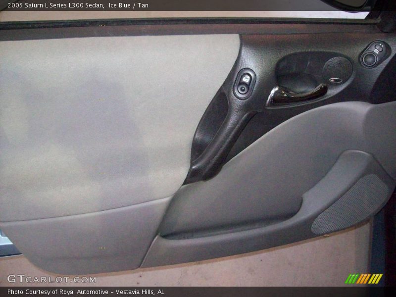 Ice Blue / Tan 2005 Saturn L Series L300 Sedan