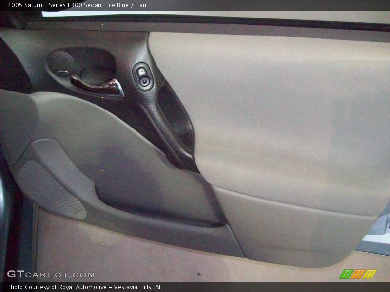 Ice Blue / Tan 2005 Saturn L Series L300 Sedan