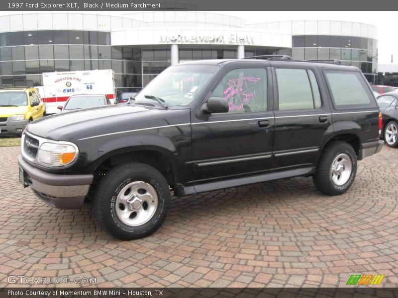 Black / Medium Parchment 1997 Ford Explorer XLT