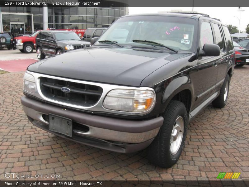 Black / Medium Parchment 1997 Ford Explorer XLT