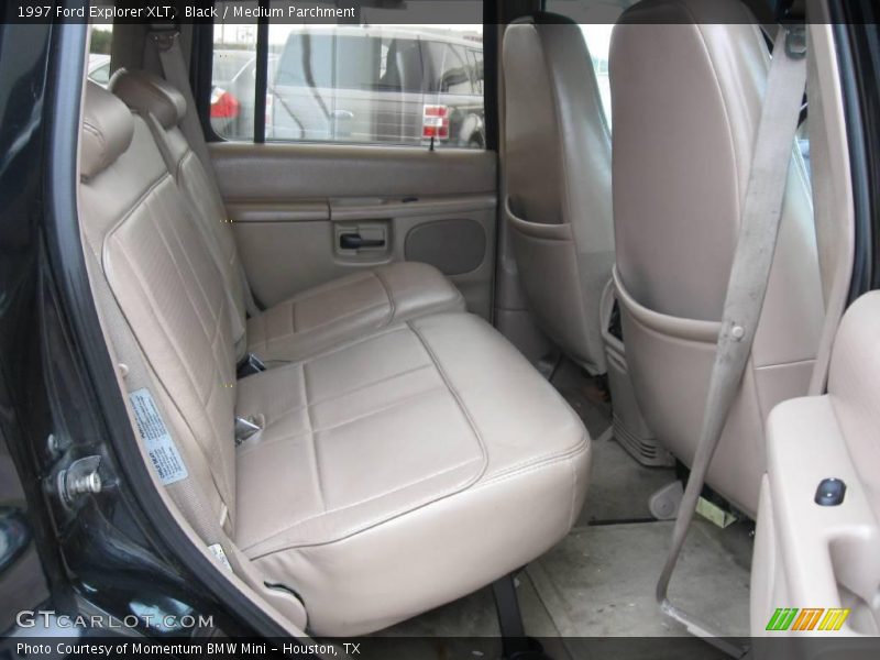 Black / Medium Parchment 1997 Ford Explorer XLT