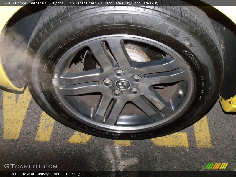 Top Banana Yellow / Dark Slate Gray/Light Slate Gray 2006 Dodge Charger R/T Daytona