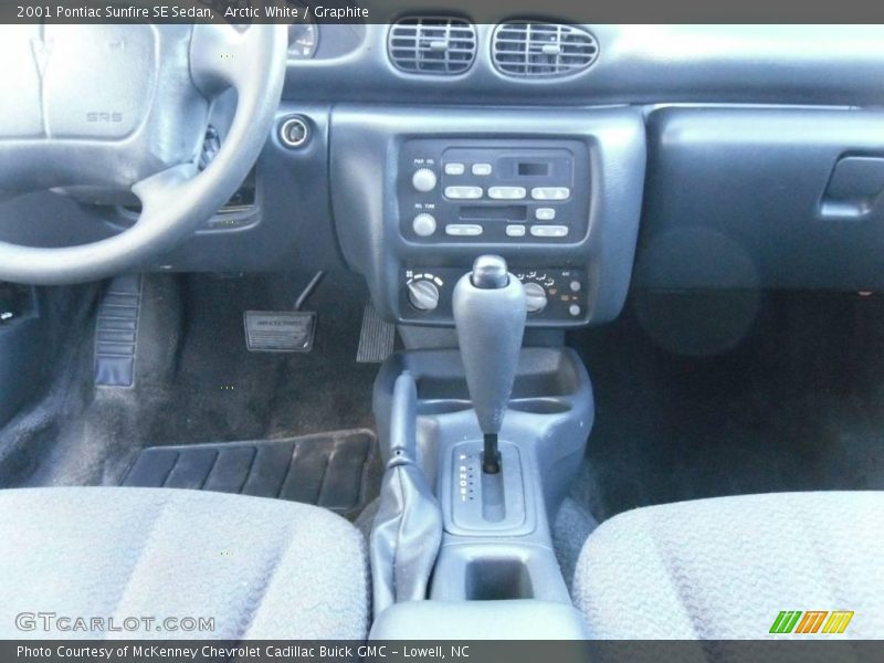 Arctic White / Graphite 2001 Pontiac Sunfire SE Sedan
