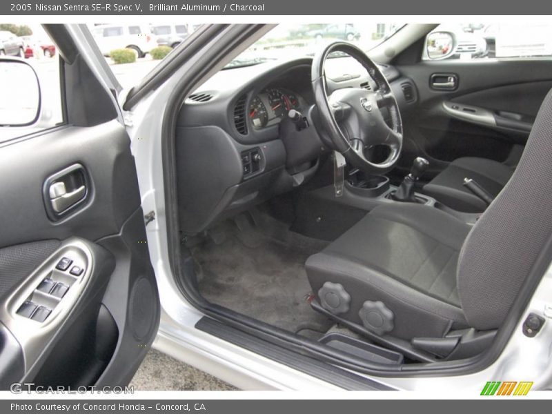 Brilliant Aluminum / Charcoal 2005 Nissan Sentra SE-R Spec V