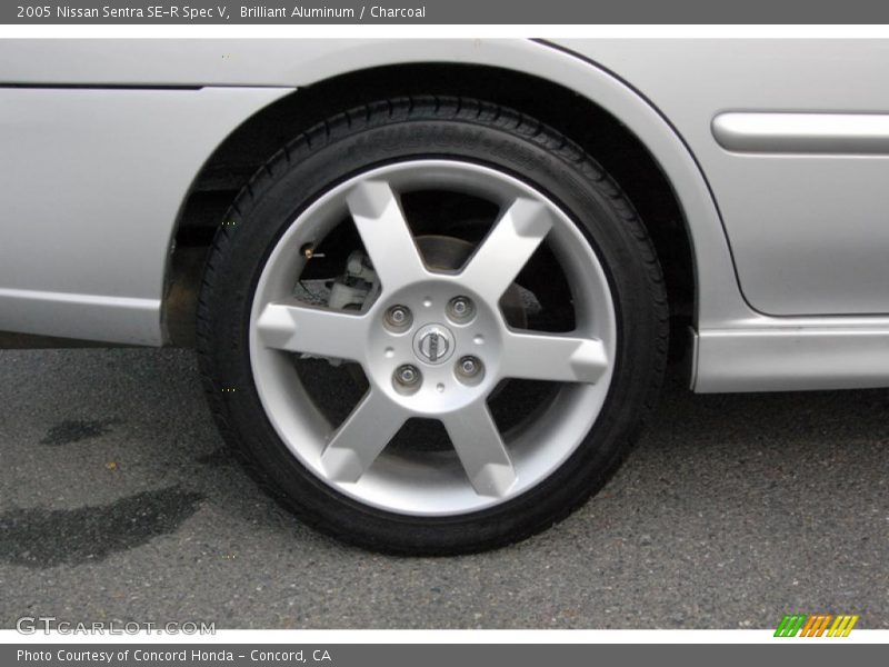 Brilliant Aluminum / Charcoal 2005 Nissan Sentra SE-R Spec V