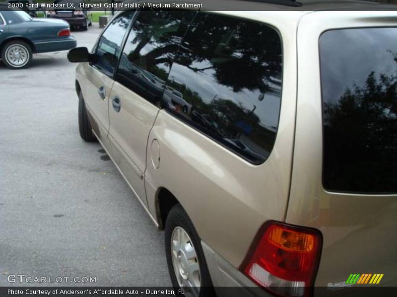 Harvest Gold Metallic / Medium Parchment 2000 Ford Windstar LX