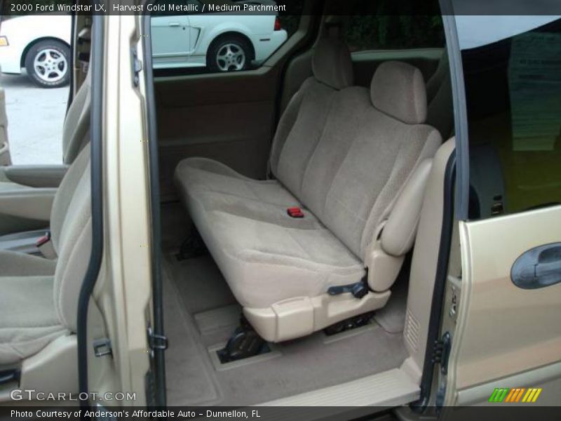 Harvest Gold Metallic / Medium Parchment 2000 Ford Windstar LX