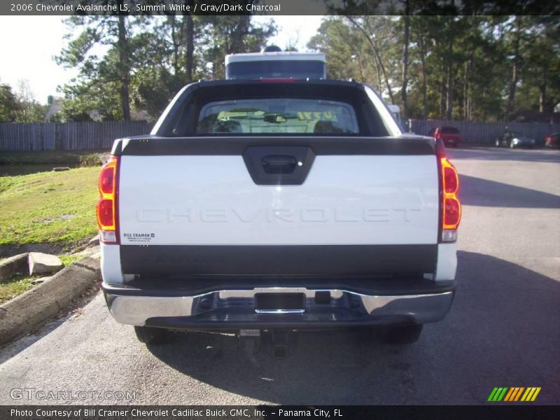 Summit White / Gray/Dark Charcoal 2006 Chevrolet Avalanche LS