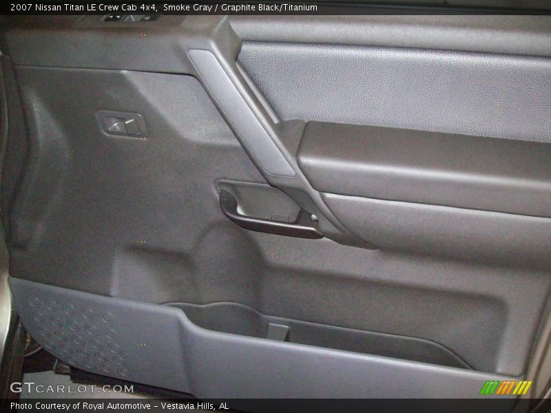 Smoke Gray / Graphite Black/Titanium 2007 Nissan Titan LE Crew Cab 4x4