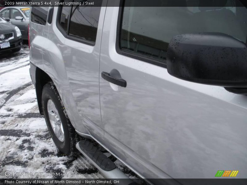 Silver Lightning / Steel 2009 Nissan Xterra S 4x4