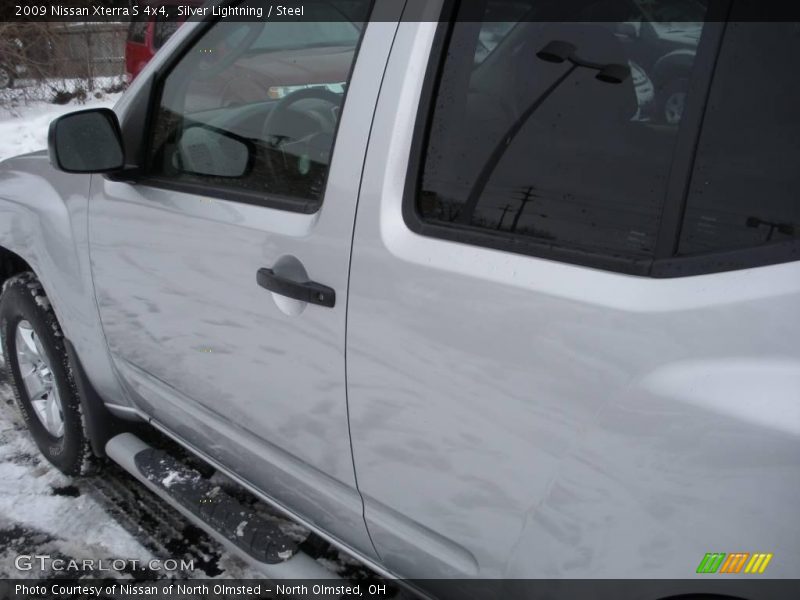 Silver Lightning / Steel 2009 Nissan Xterra S 4x4