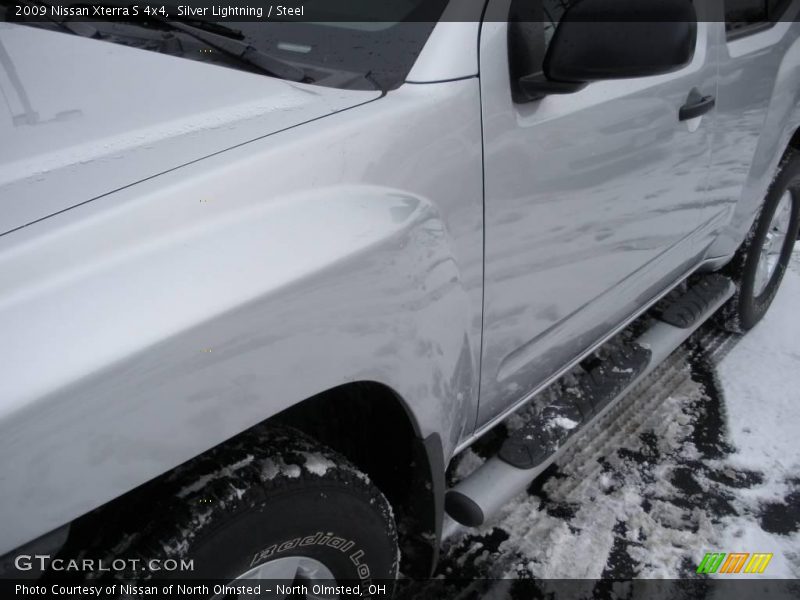 Silver Lightning / Steel 2009 Nissan Xterra S 4x4