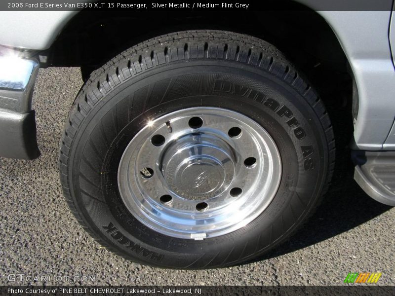Silver Metallic / Medium Flint Grey 2006 Ford E Series Van E350 XLT 15 Passenger
