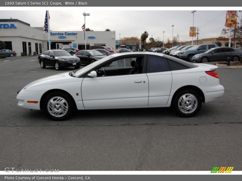 White / Black 1999 Saturn S Series SC2 Coupe