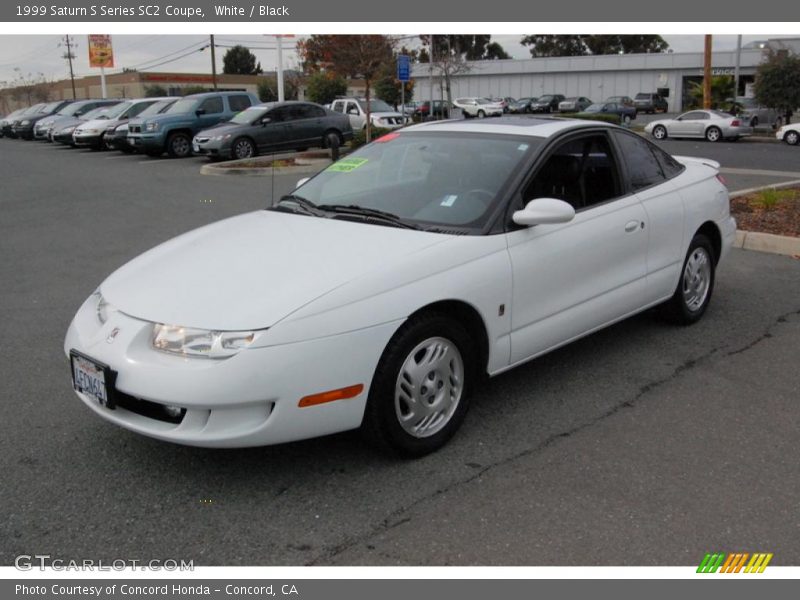 White / Black 1999 Saturn S Series SC2 Coupe