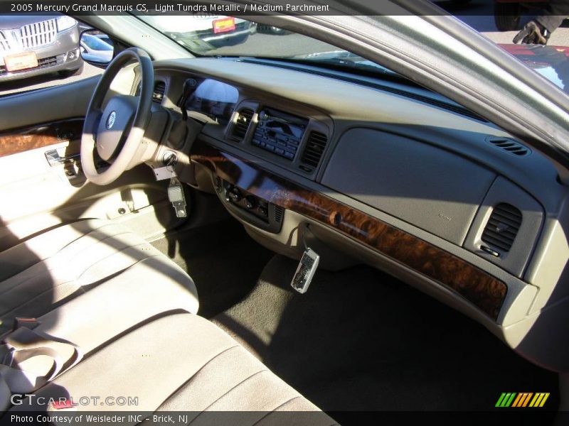 Light Tundra Metallic / Medium Parchment 2005 Mercury Grand Marquis GS