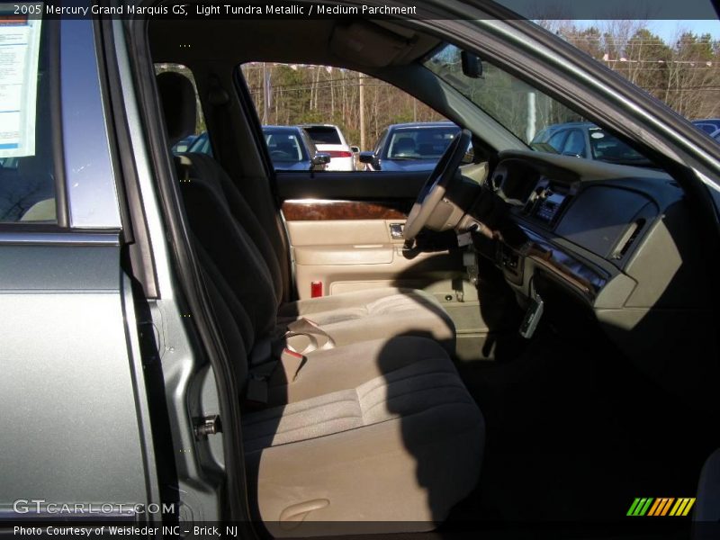 Light Tundra Metallic / Medium Parchment 2005 Mercury Grand Marquis GS