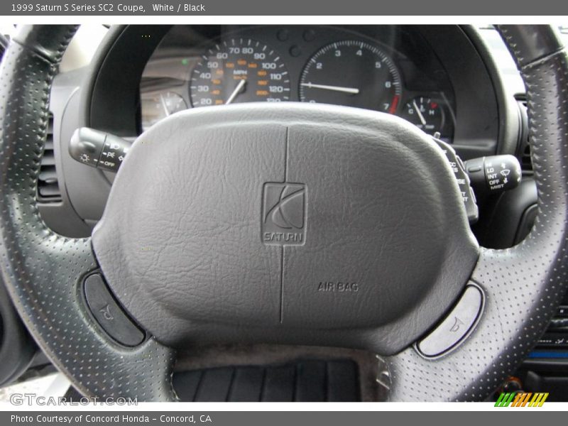 White / Black 1999 Saturn S Series SC2 Coupe